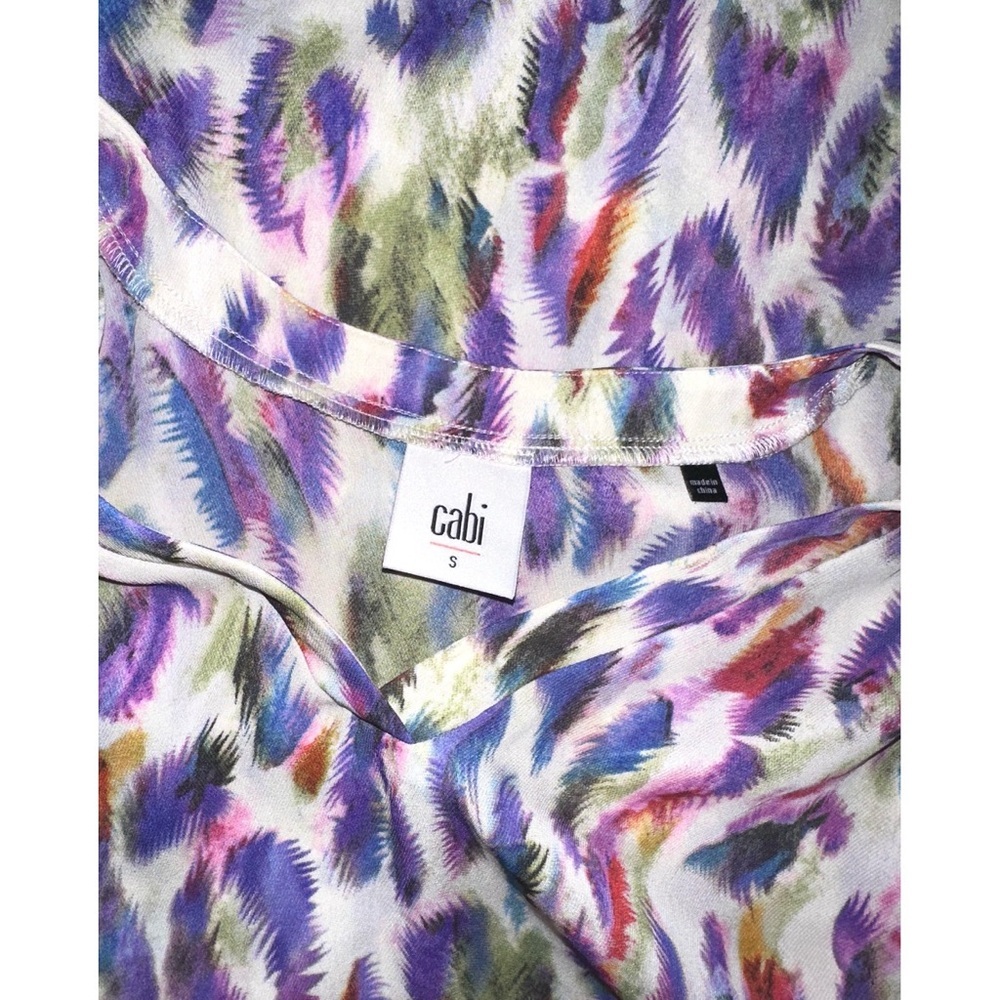 Cabi Womens Blouse Purple Multi Feather Print Rainbow Plume Top 5027 - Picture 6 of 7